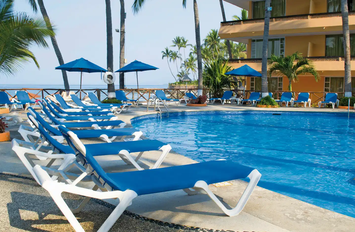 Las Palmas by the Sea Pool