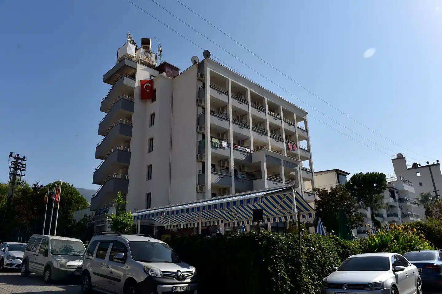 Cidihan Hotel Aussenansicht