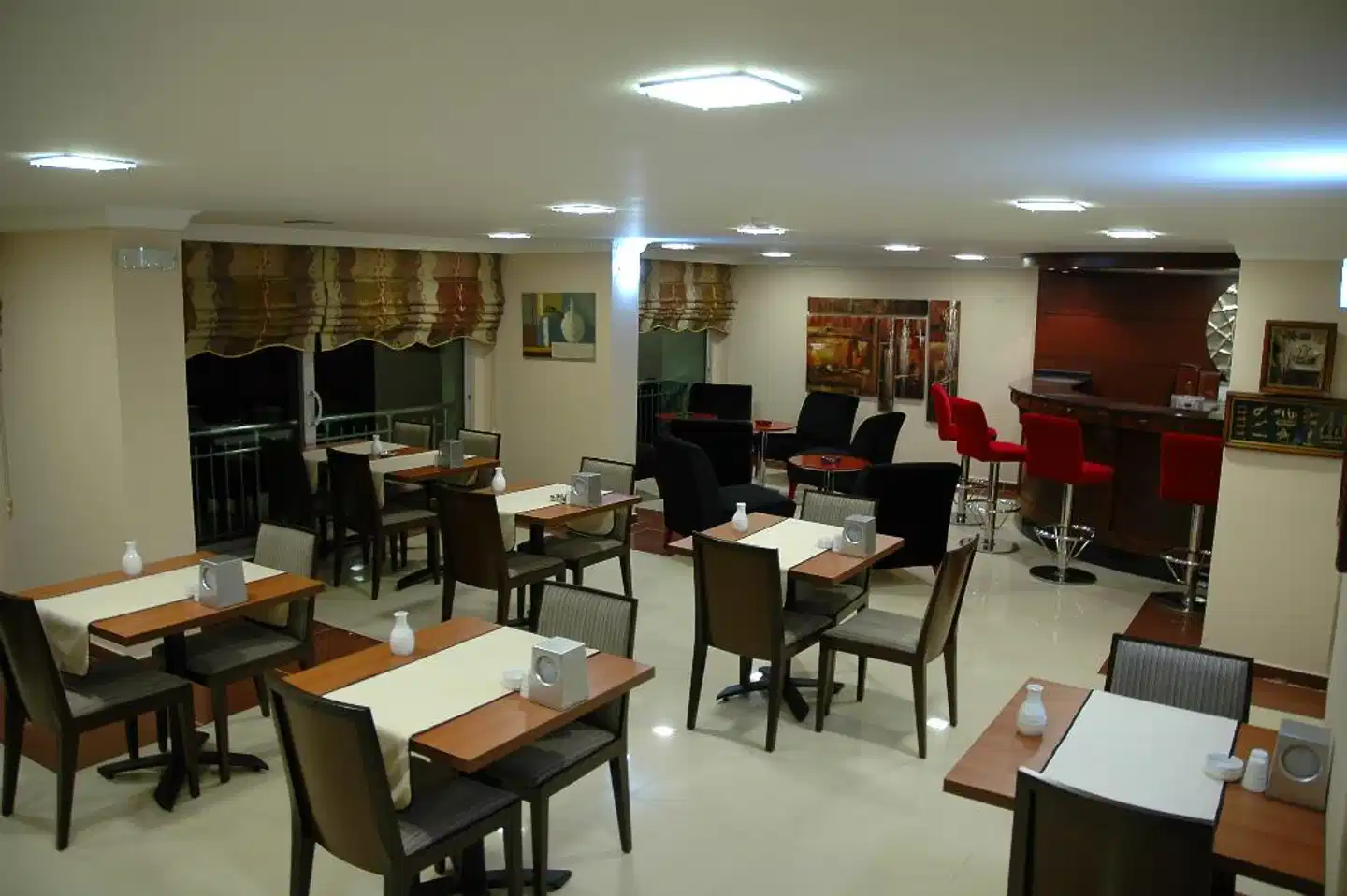 Alkan Hotel Restaurant
