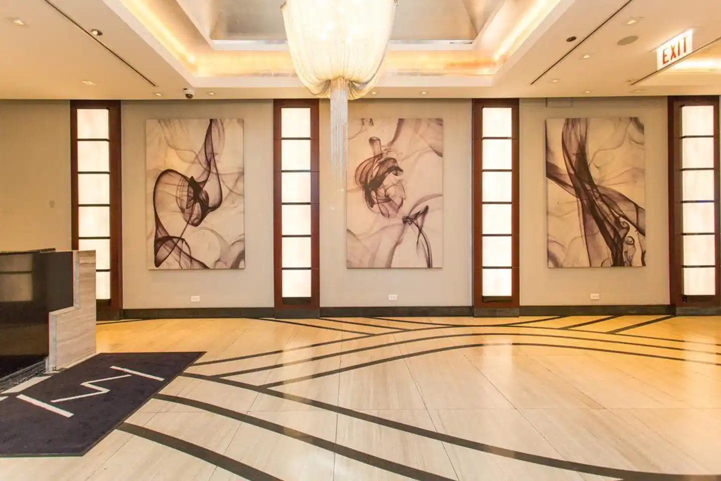 Ivy Boutique Hotel Lobby