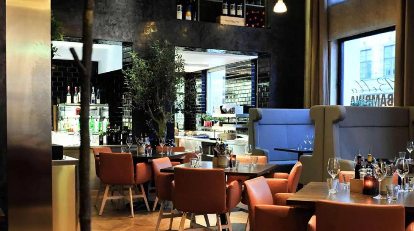 Comfort Hotel Grand Central Bar