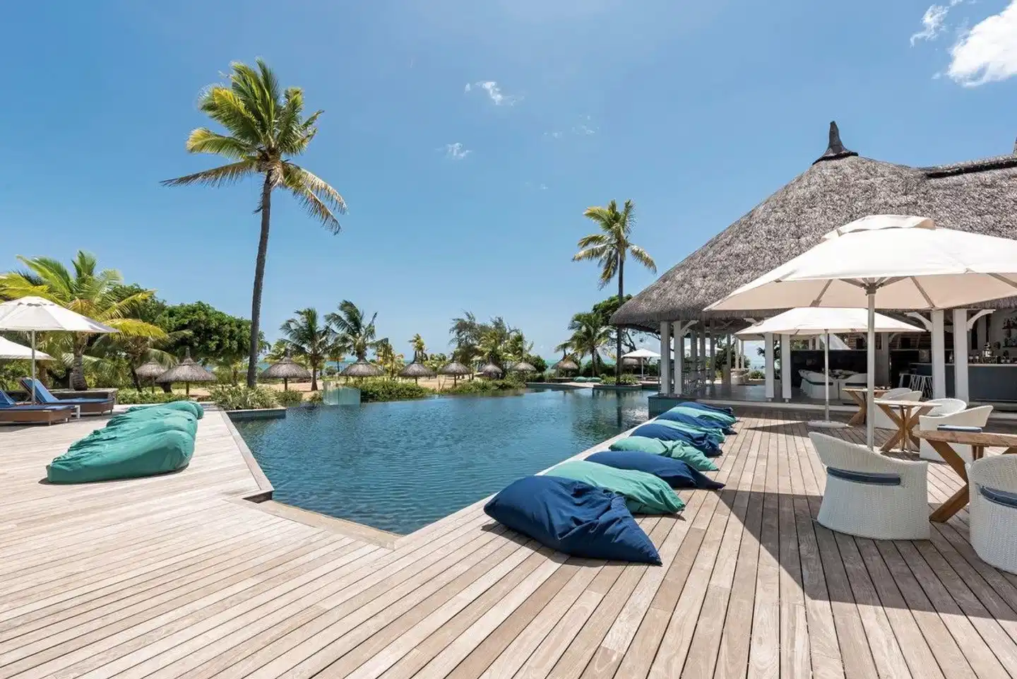 Radisson Blu Azuri Resort & Spa Pool