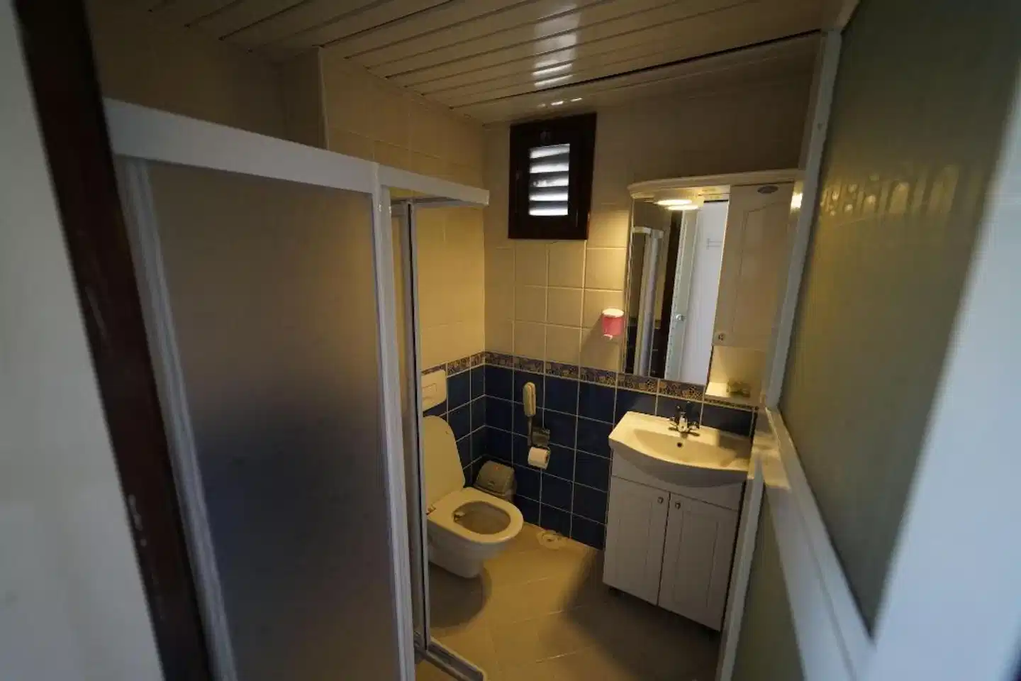 Salinas Beach Hotel Badezimmer