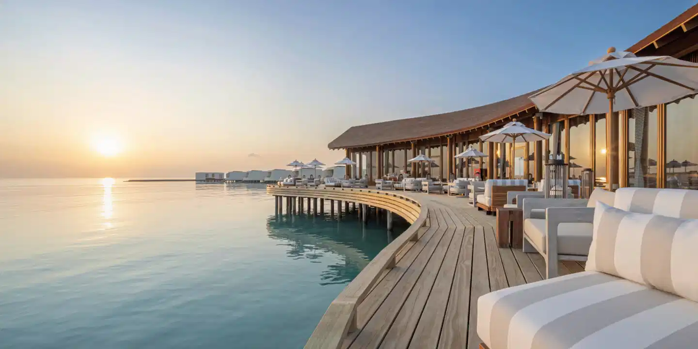 Centara Grand Lagoon Maldives Pool
