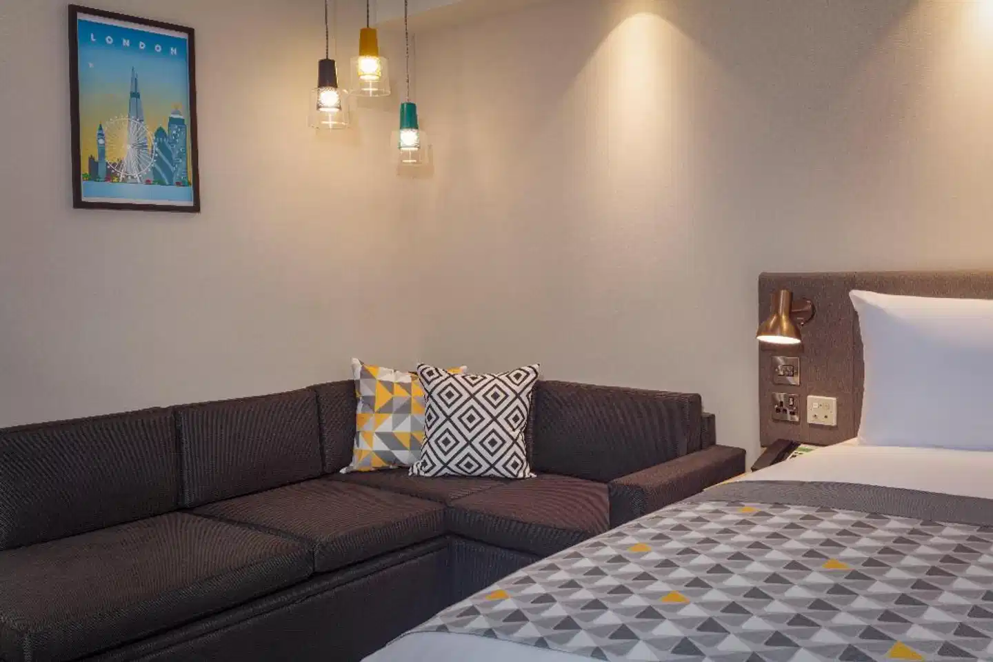 Holiday Inn London - Heathrow Bath Road Wohnbeispiel