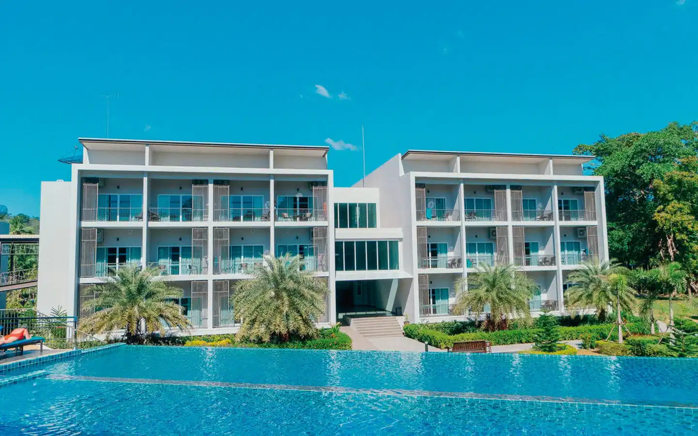 Koh Chang Paradise Hill Aussenansicht