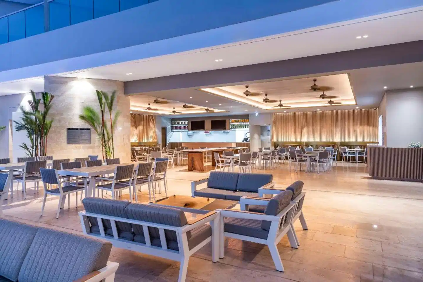 Hilton Santa Marta Bar