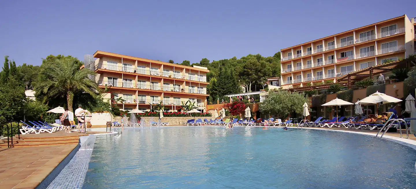 Valentin Grand Park Suite Hotel Pool