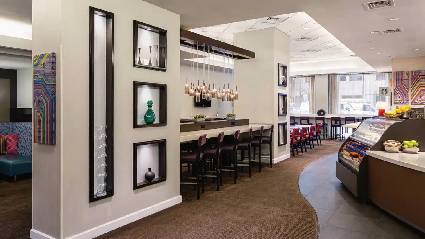 Courtyard by Marriott New York Manhattan/Times Square Bar