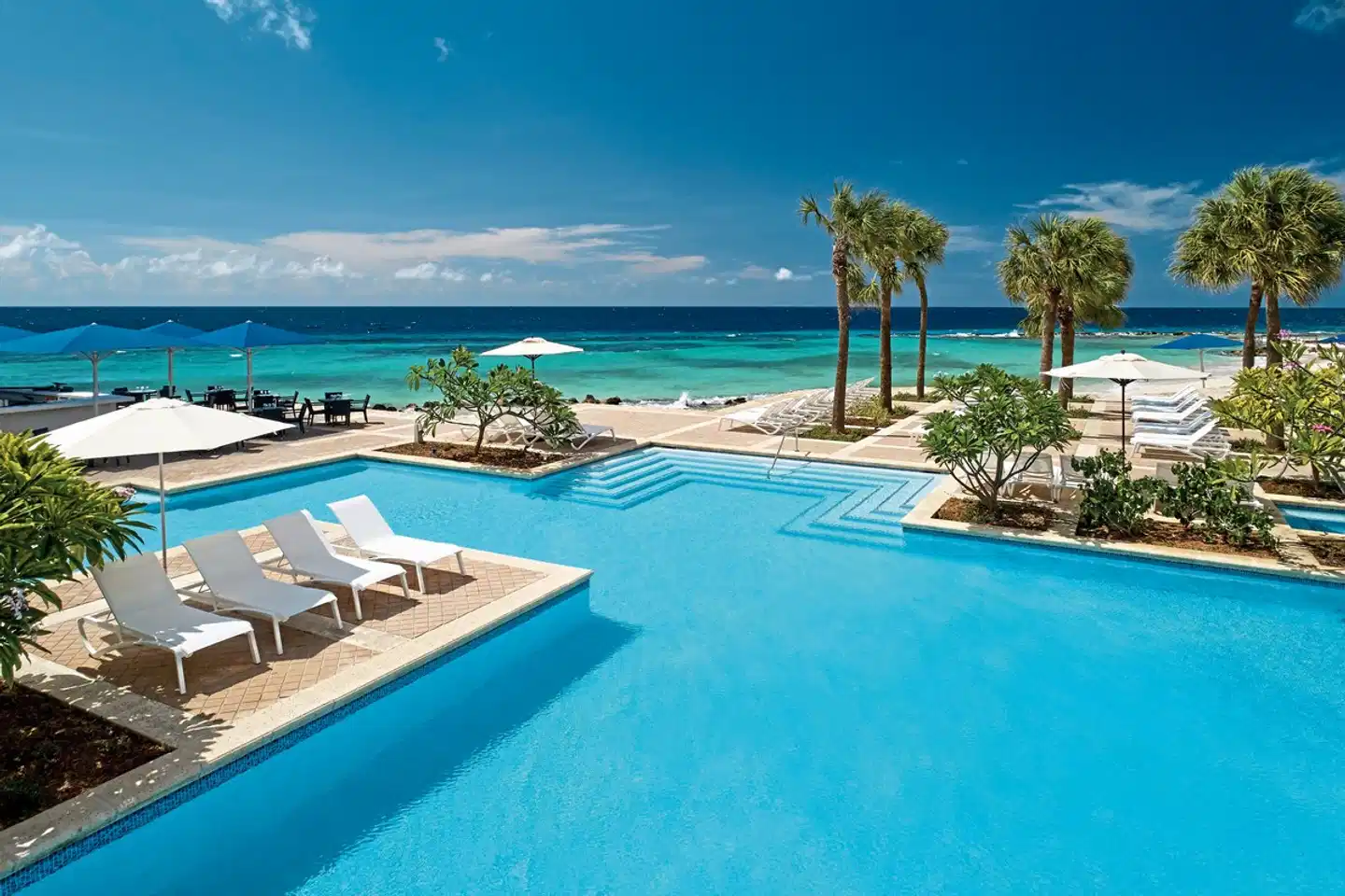 Curaçao Marriott Beach Resort Pool