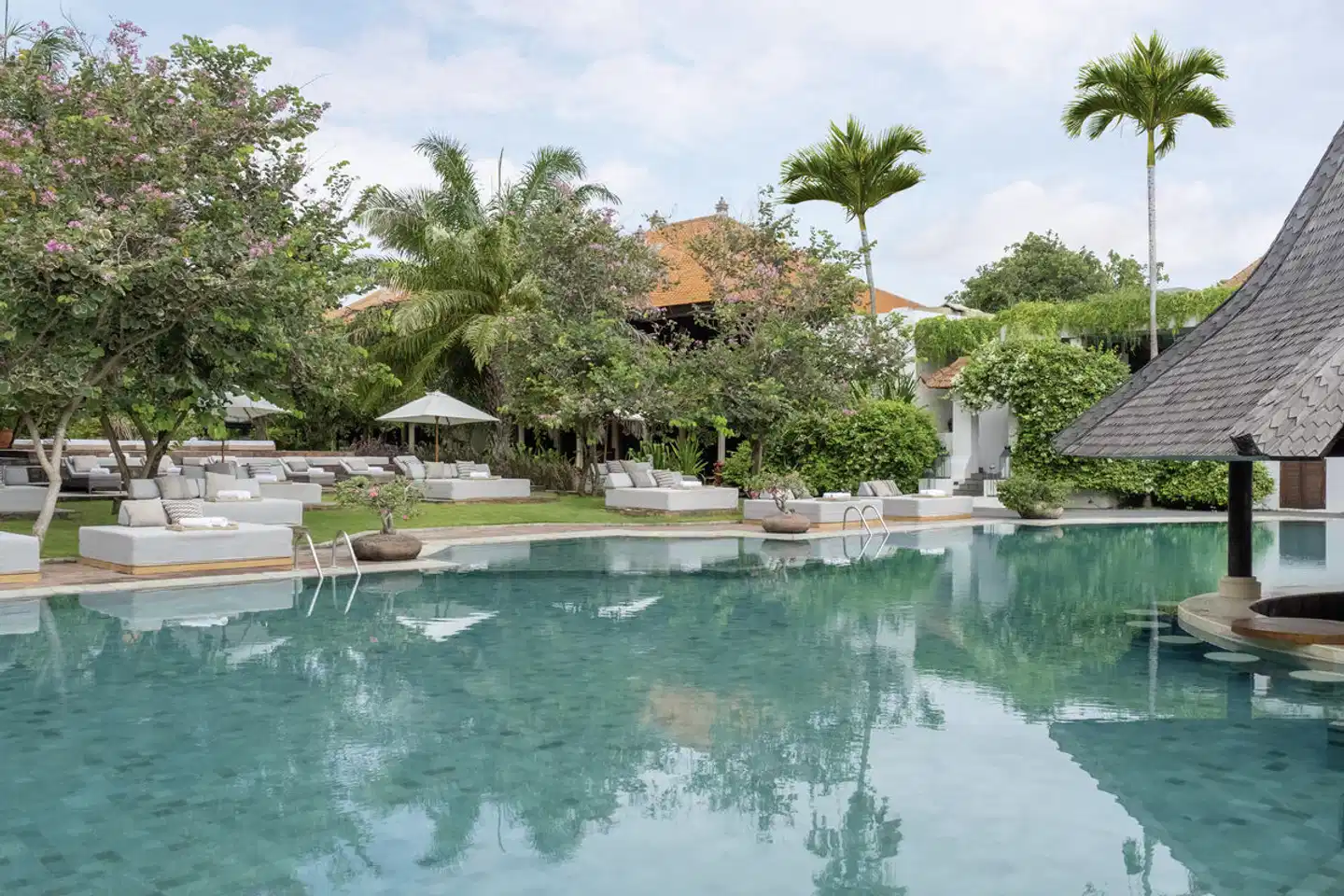 Sadara Boutique Resort Pool