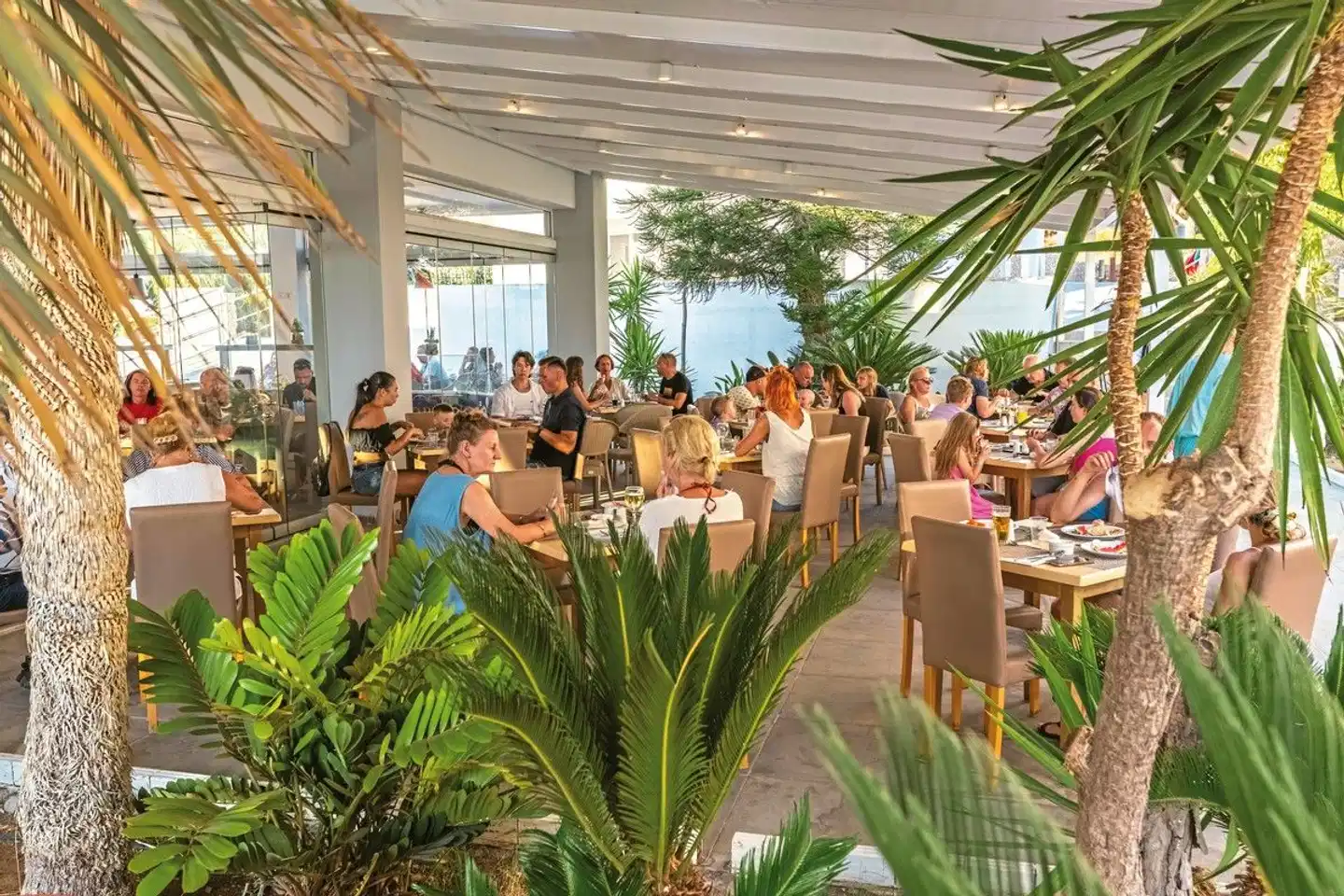 Pefkos Breeze Family Resort & Spa Restaurant