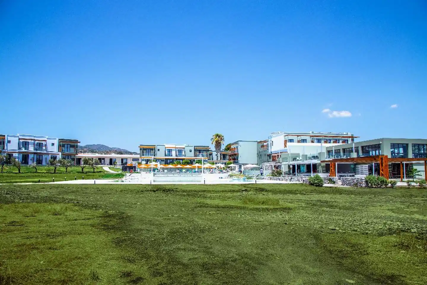 Gennadi Seaside Resort Aussenansicht