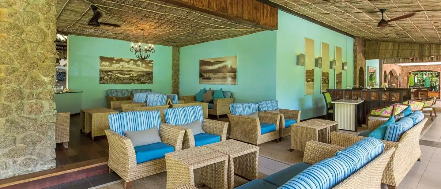 Paradise Sun Hotel Bar