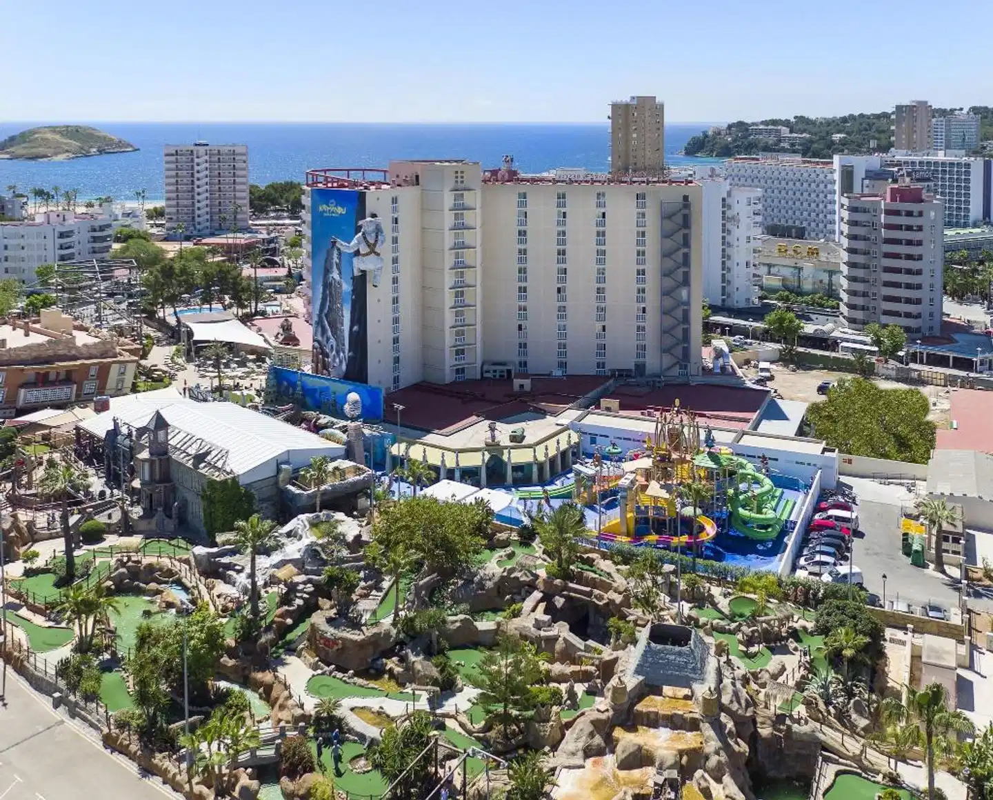 Sol Katmandu Park & Resort Aussenansicht