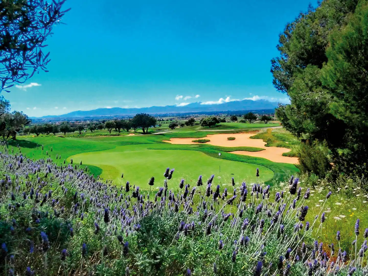 Pure Salt Garonda Sport und Entertainment