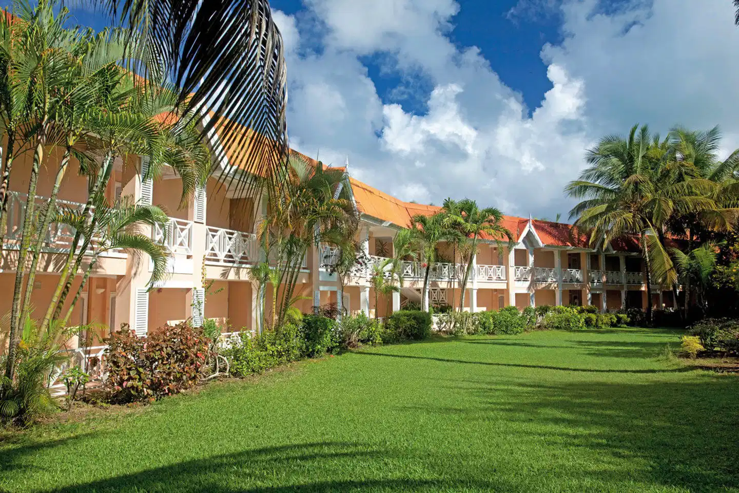 Coco Reef Resort & Spa Aussenansicht