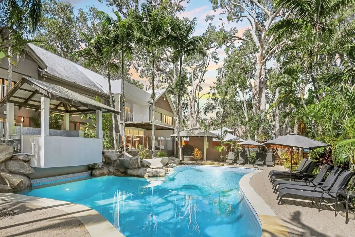 Paradise on the Beach Hallenbad