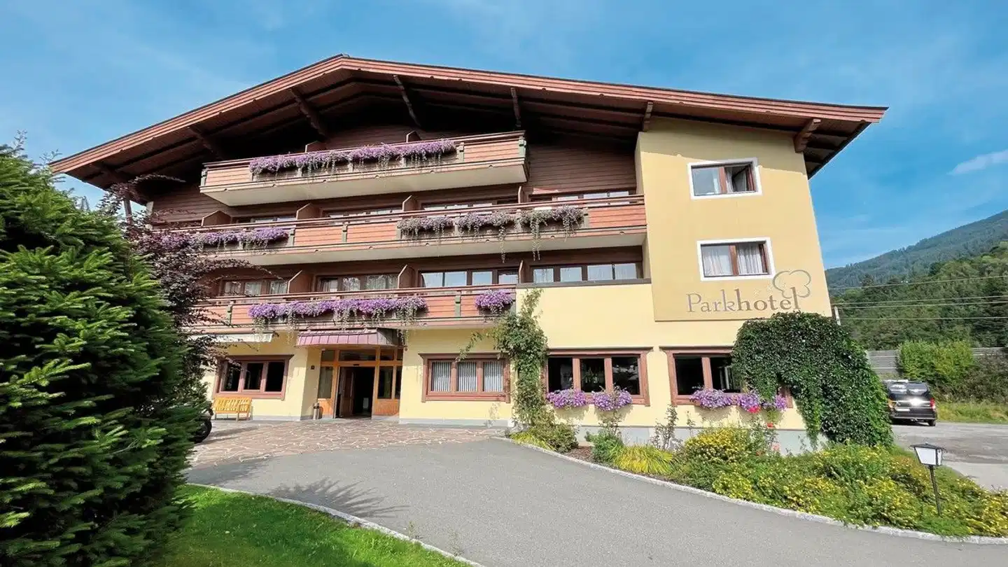 Parkhotel Kirchberg Aussenansicht