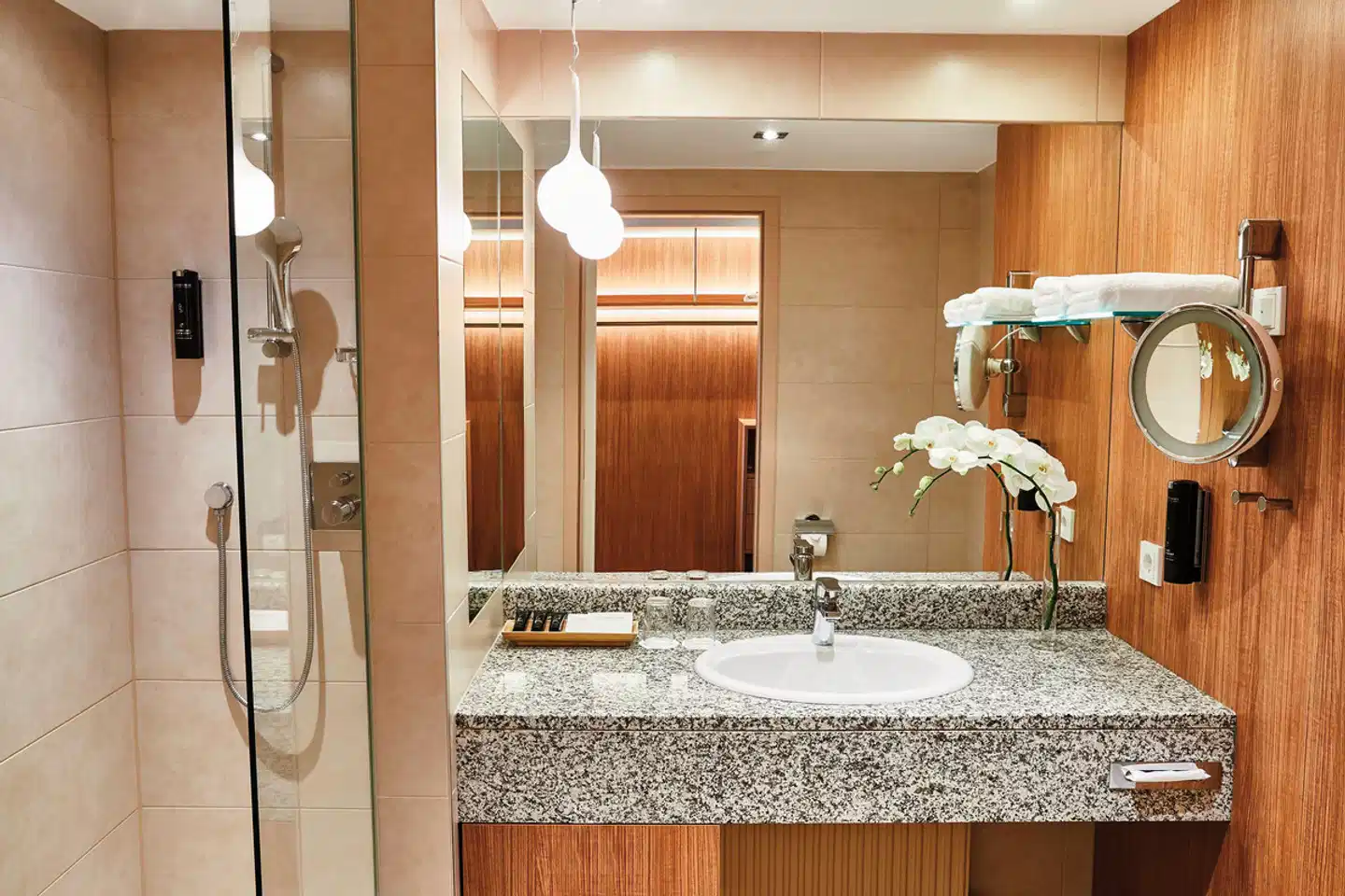 Steigenberger Hotel & Spa Krems Badezimmer