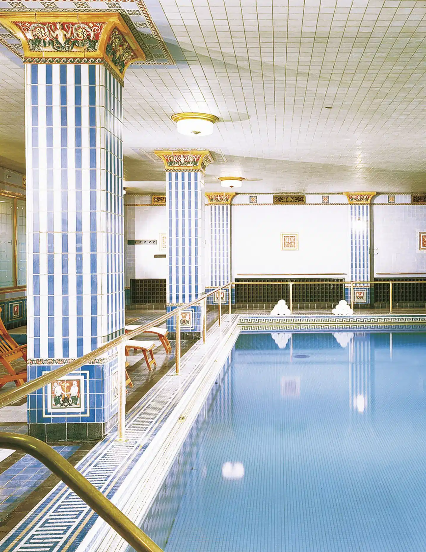 Millennium Biltmore Los Angeles Hallenbad