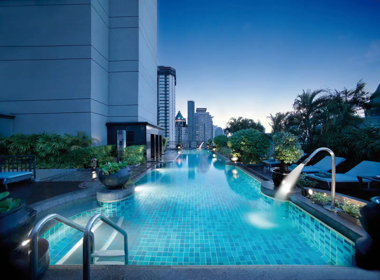 Banyan Tree Bangkok Pool