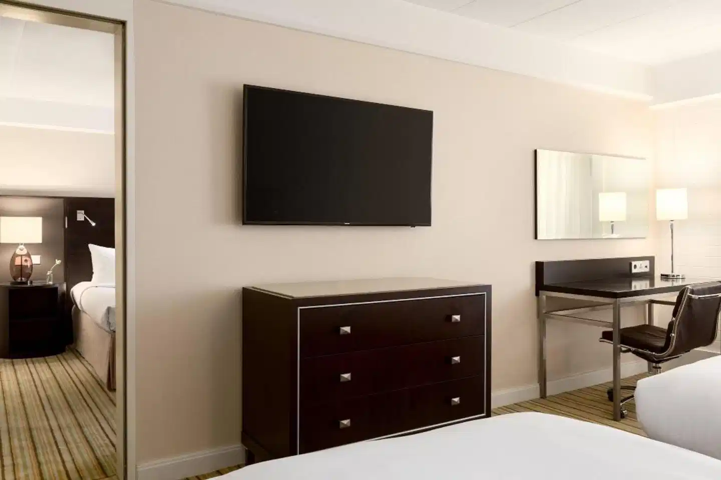 Renaissance Amsterdam Hotel Wohnbeispiel