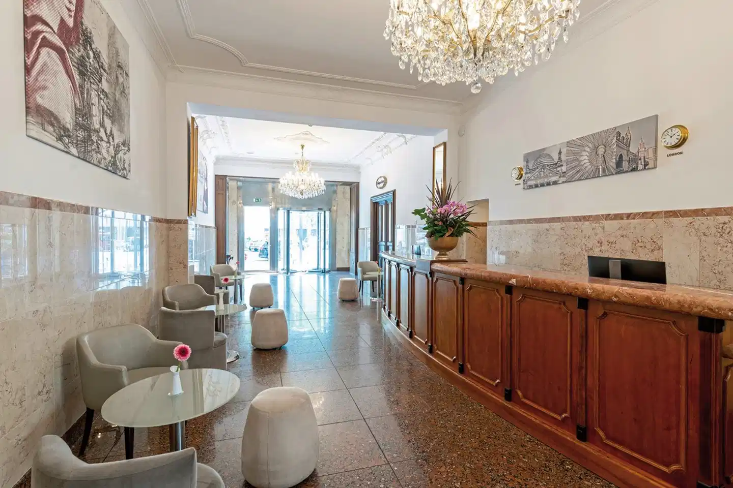 Leonardo Hotel Berlin KU'DAMM Lobby