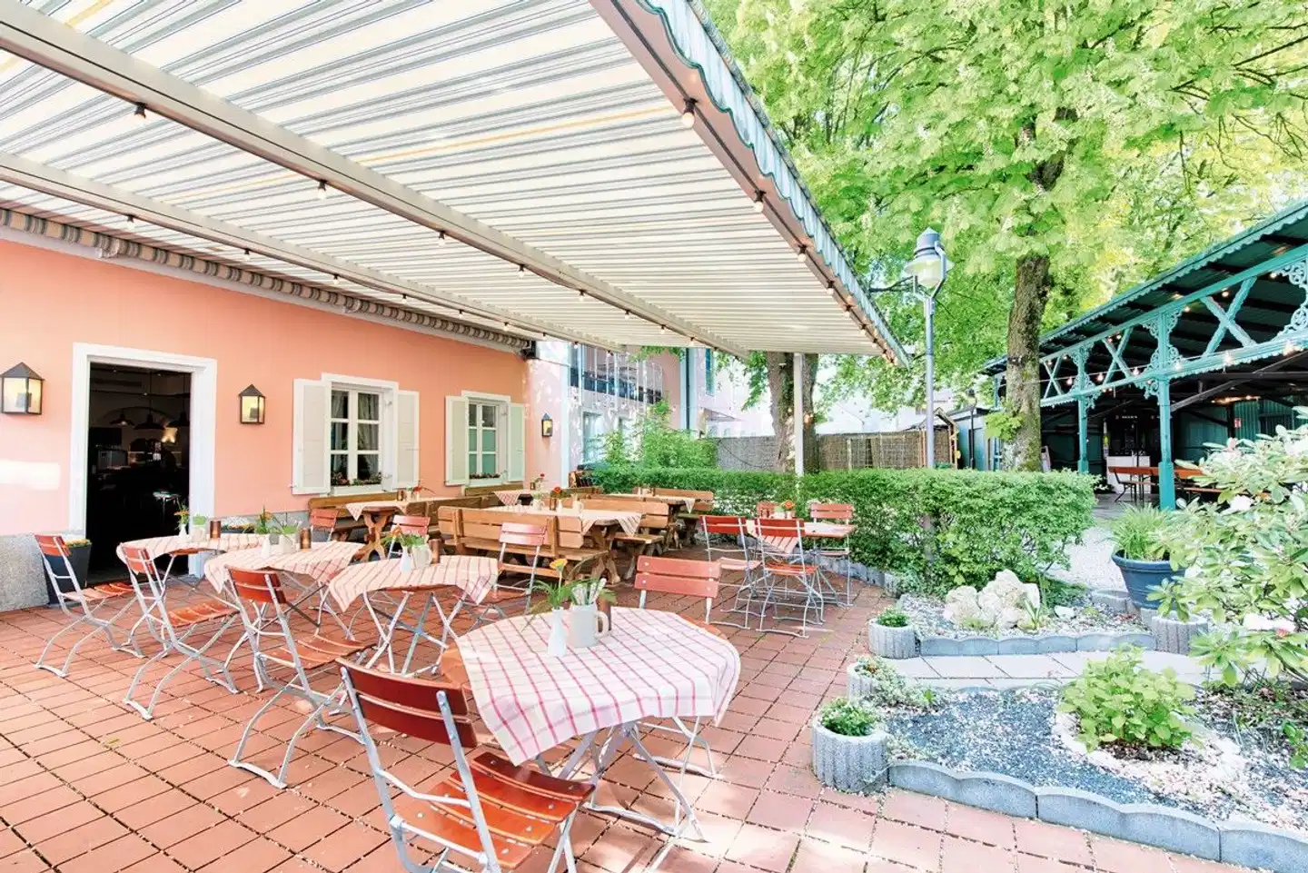 ACHAT Hotel SchreiberHof Aschheim Terrasse