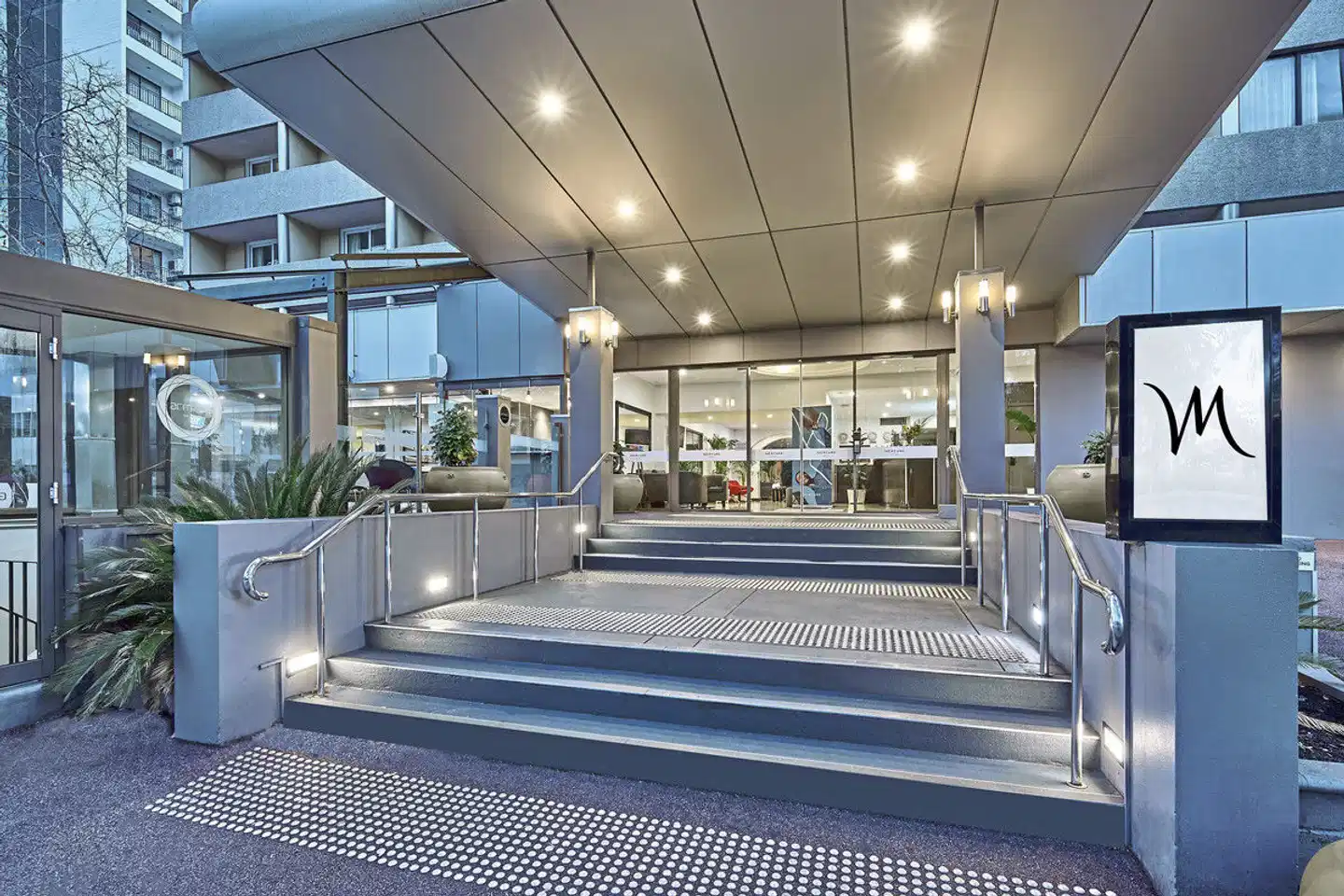 Mercure Perth on Hay Lobby