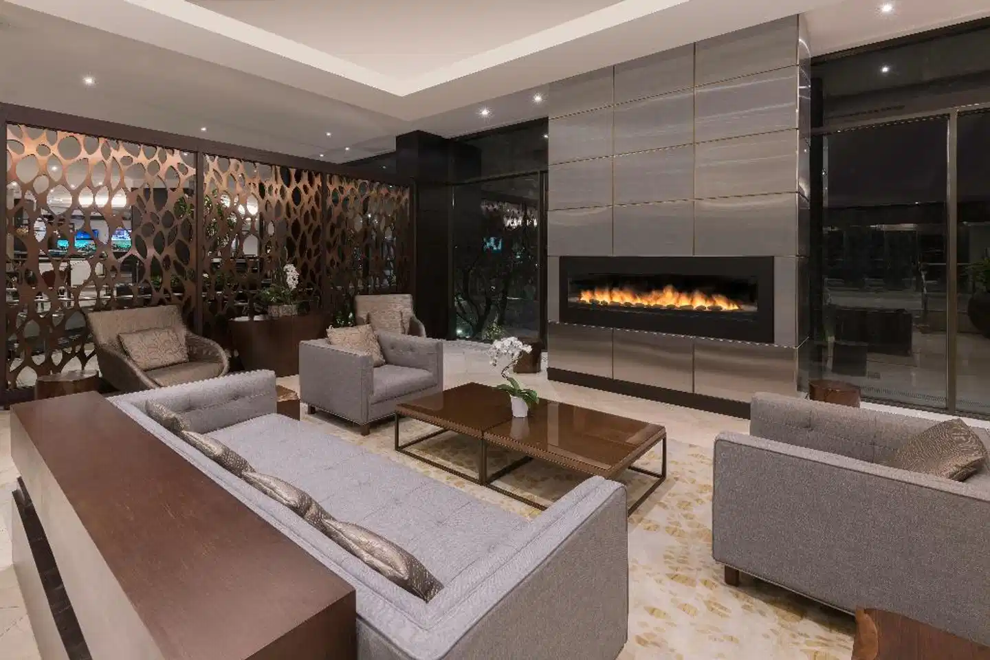 Pan Pacific Toronto Lobby