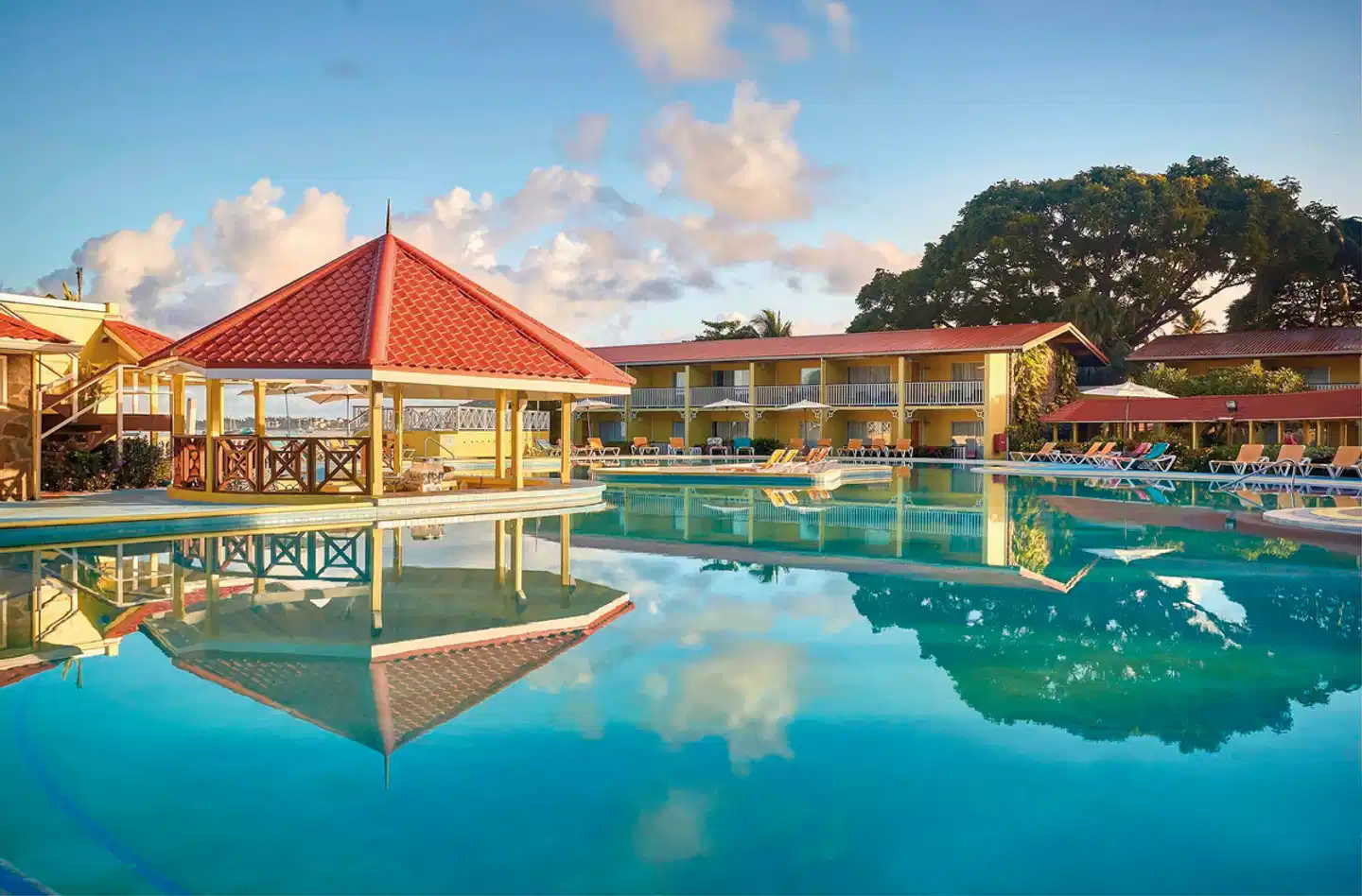 Starfish St. Lucia Pool