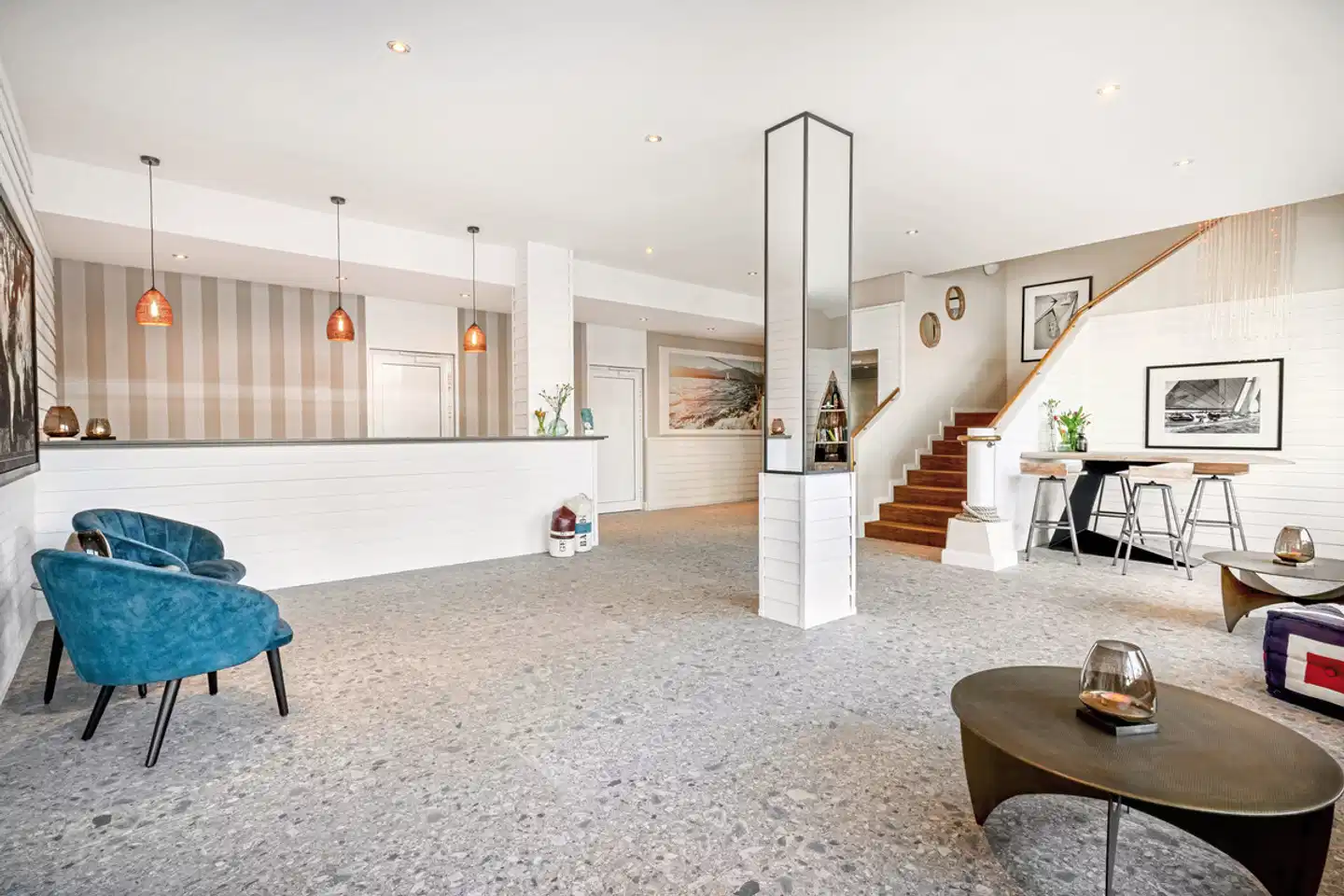 Hotel Yachtclub Lobby