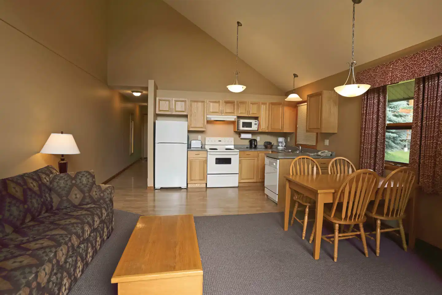 Alpine Meadows Resort Bar