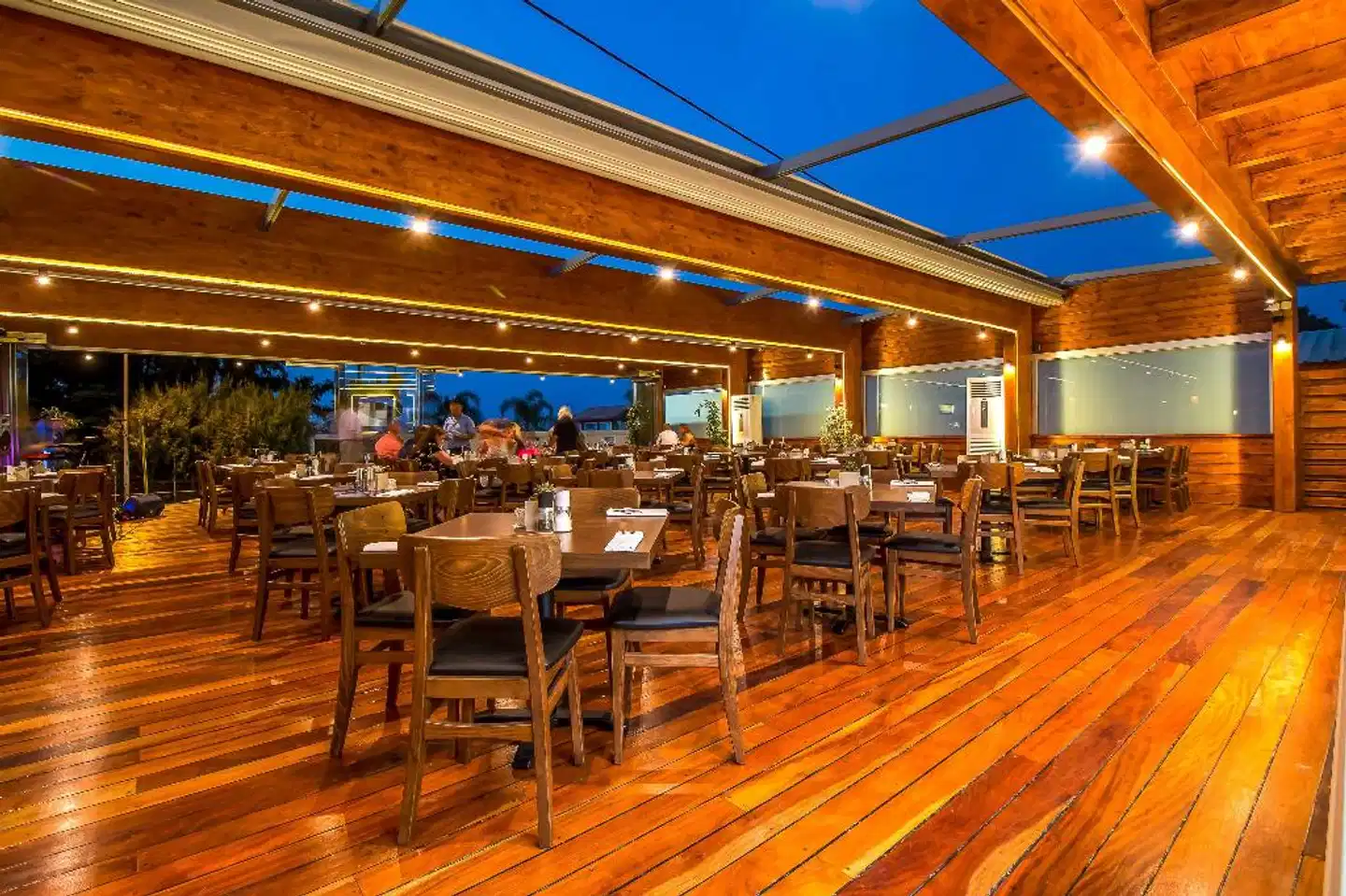 Sunny Days Hotel & Resort Restaurant