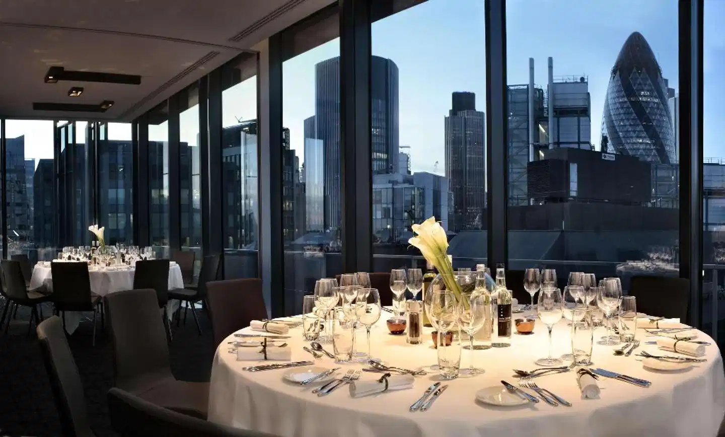 DoubleTree by Hilton London - Tower of London Restaurant