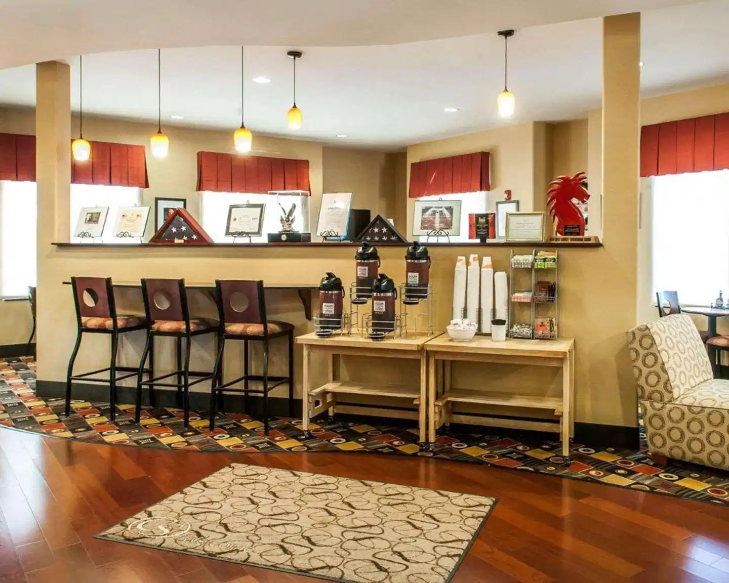 Comfort Suites Gallup Bar