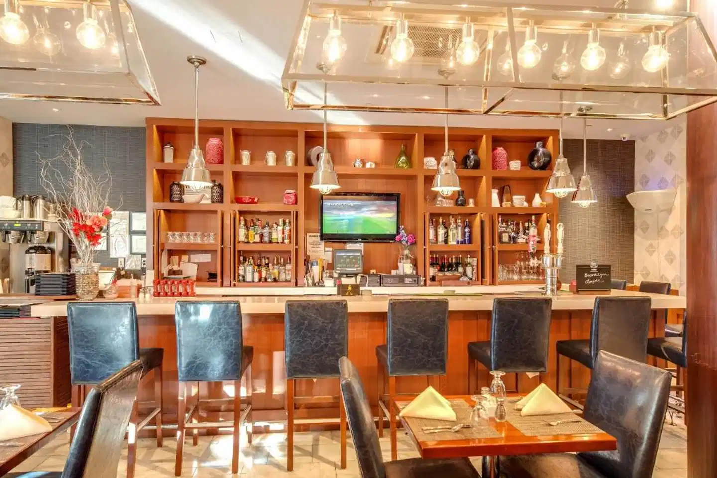 Vista LIC Hotel, BW Premier Collection Restaurant