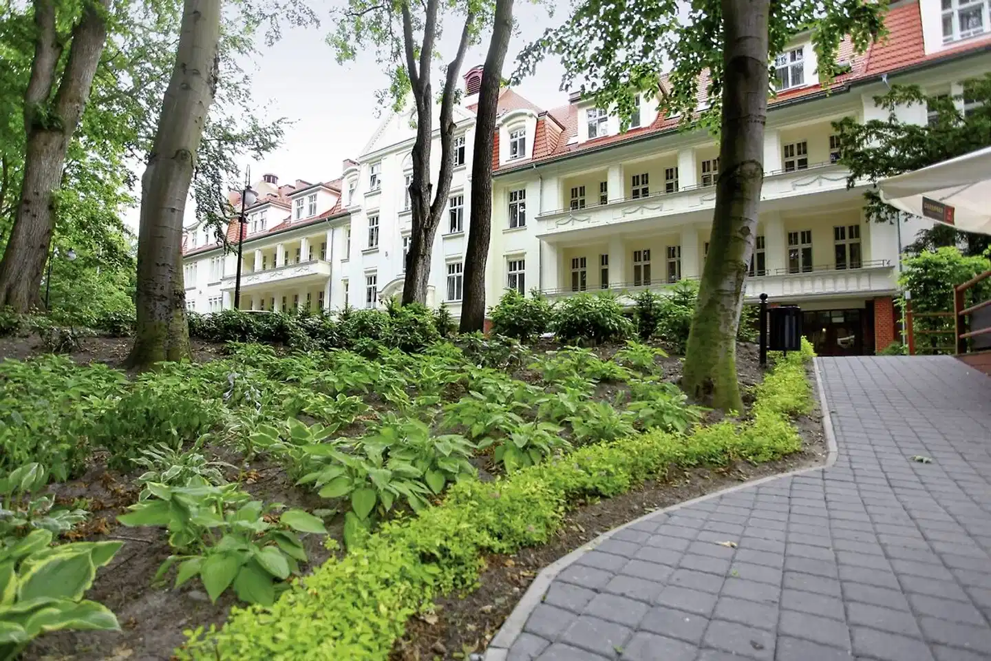 Cesarskie Ogrody Aussenansicht