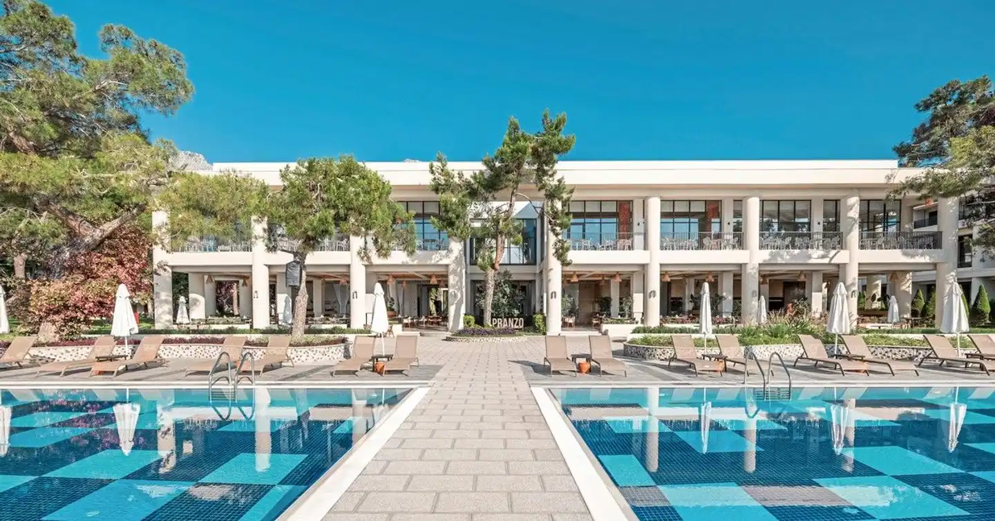 Sherwood Exclusive Kemer Pool