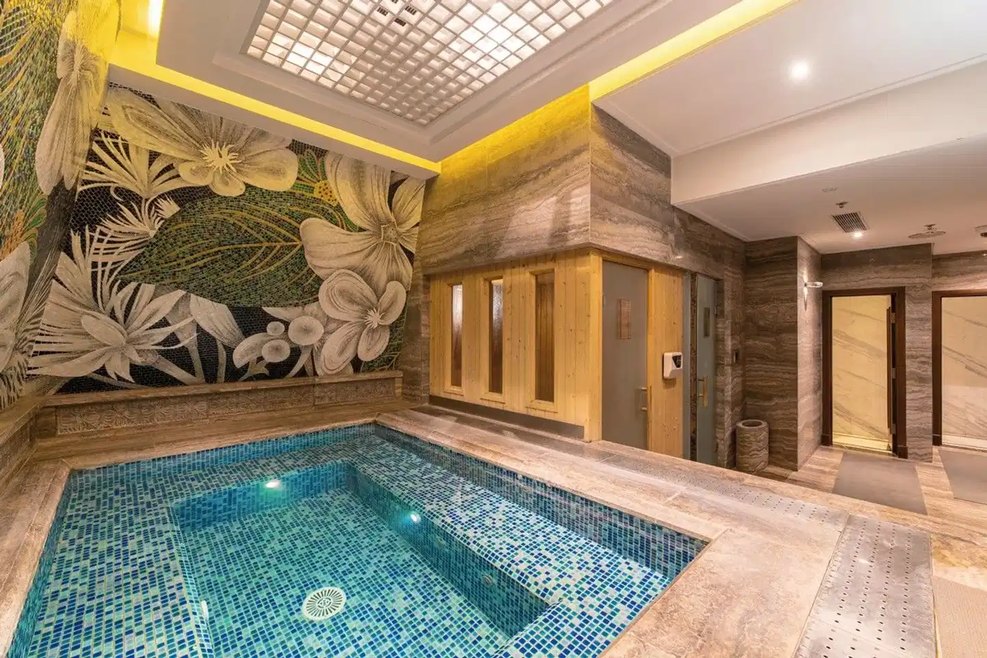 The Lapis Hotel Wellness