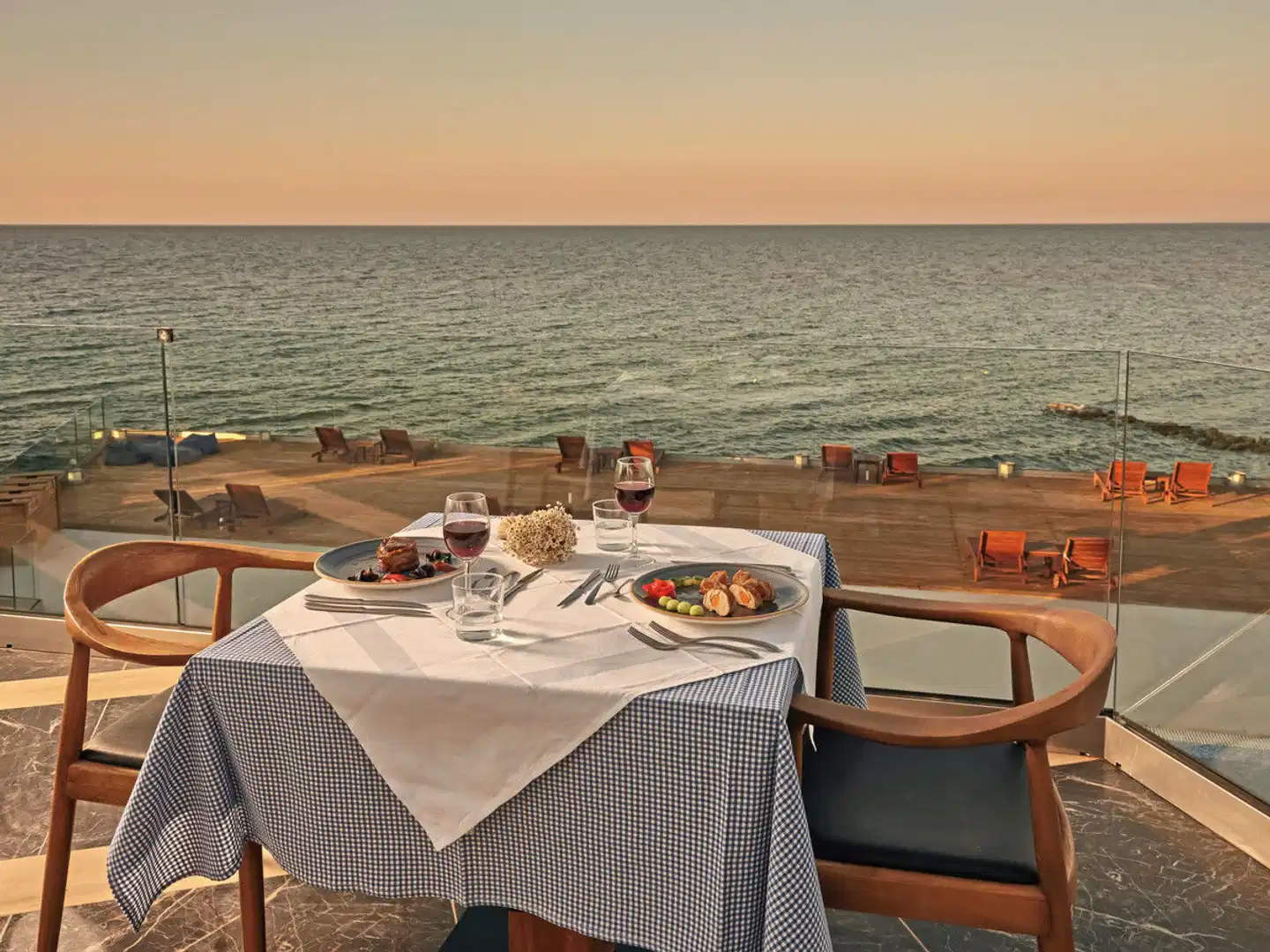 Cavo Orient Beach Hotel Restaurant