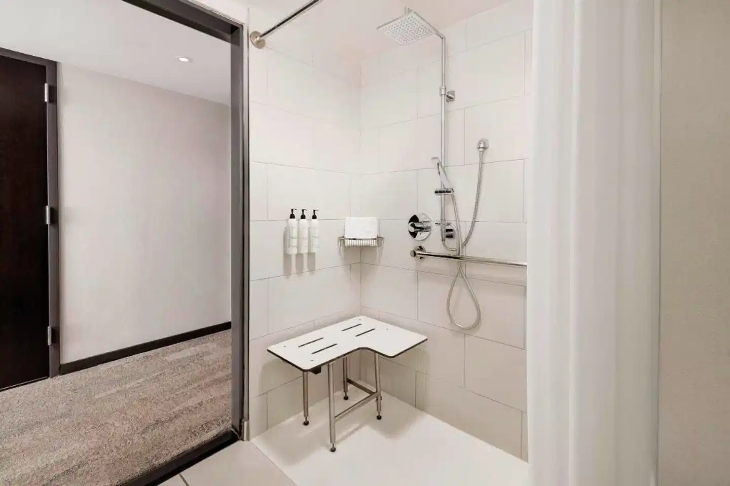 Fairfield Inn & Suites New York Manhattan/Times Square South Badezimmer