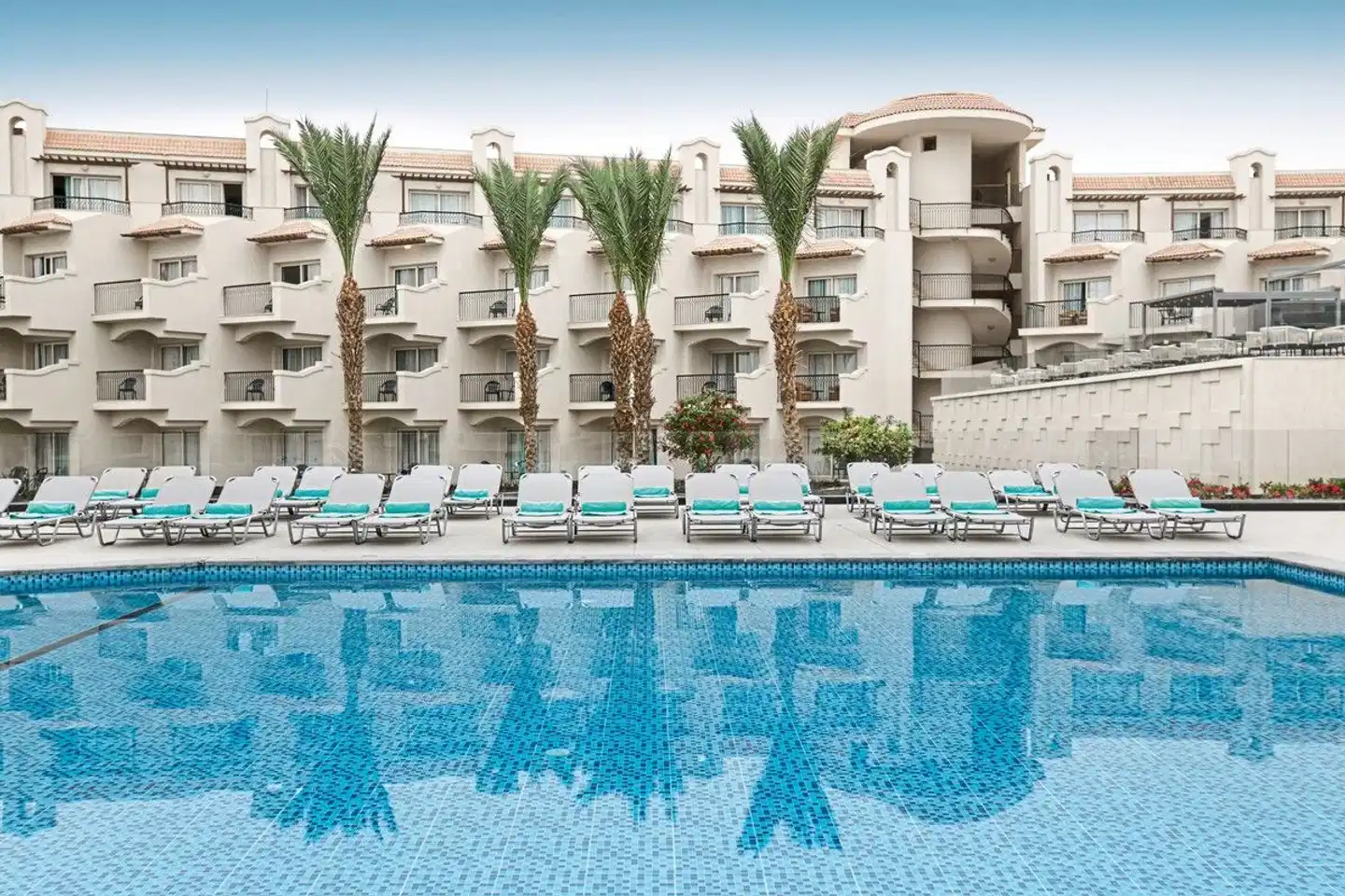 The V Luxury Resort Sahl Hasheesh Pool