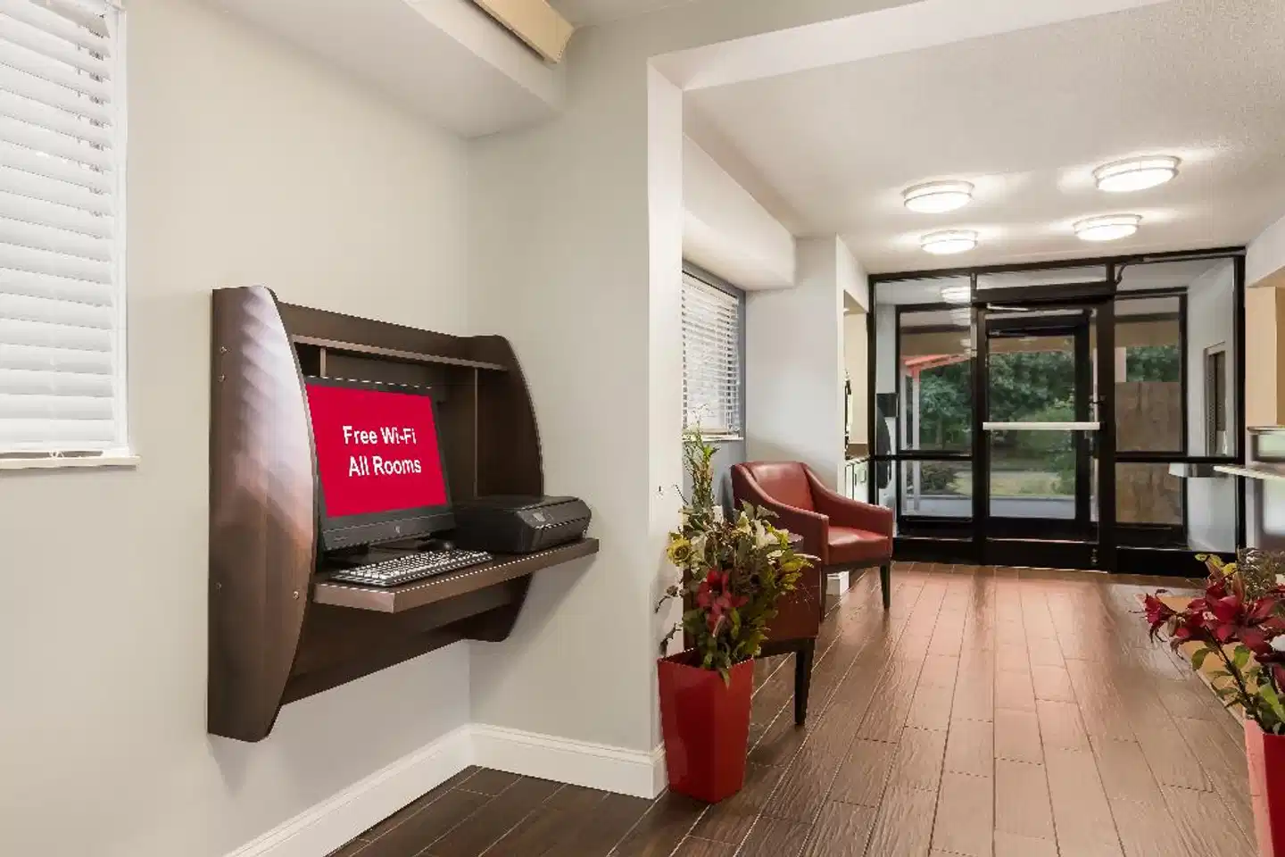 Red Roof Inn Princeton - Ewing Lobby