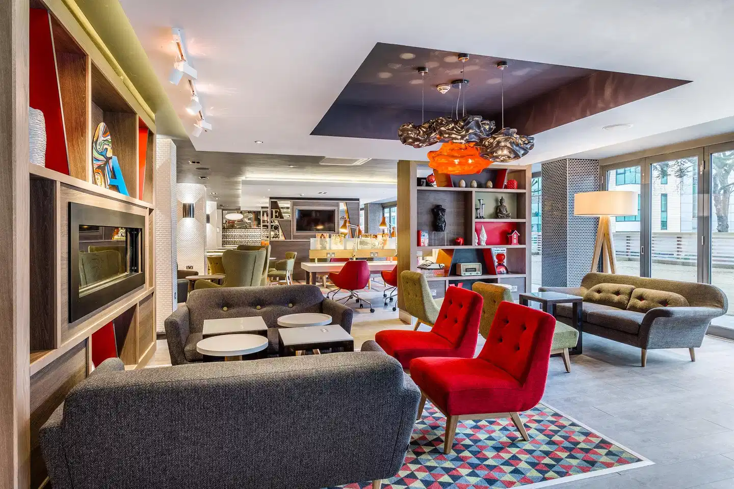 Holiday Inn London - Watford Junction Lobby