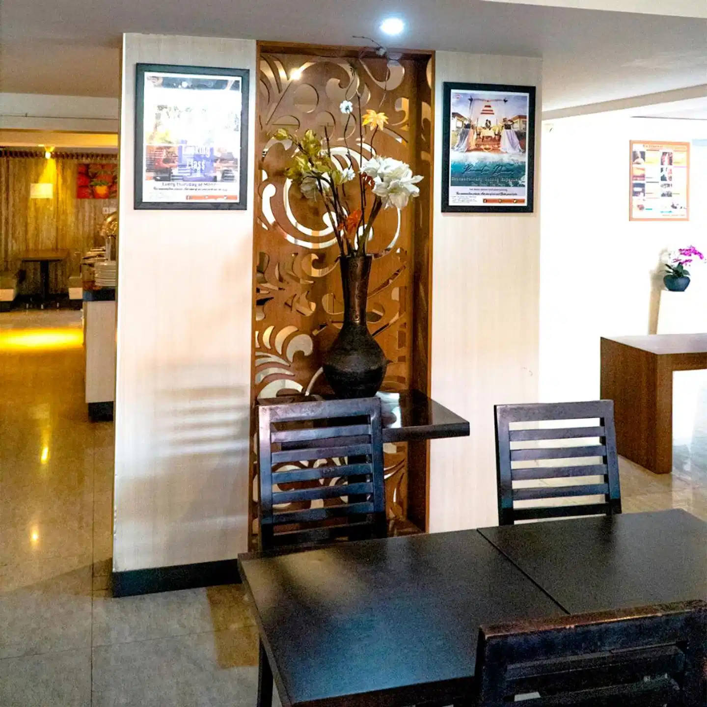 The Sun Hotel And Spa Lobby