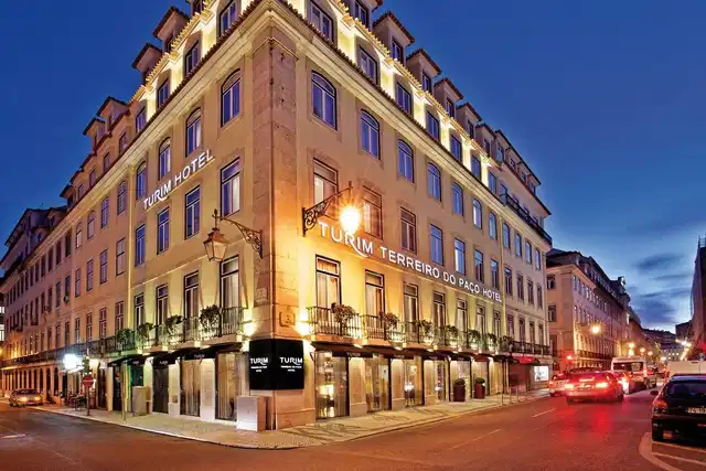 Turim Terreiro do Paço Hotel Aussenansicht