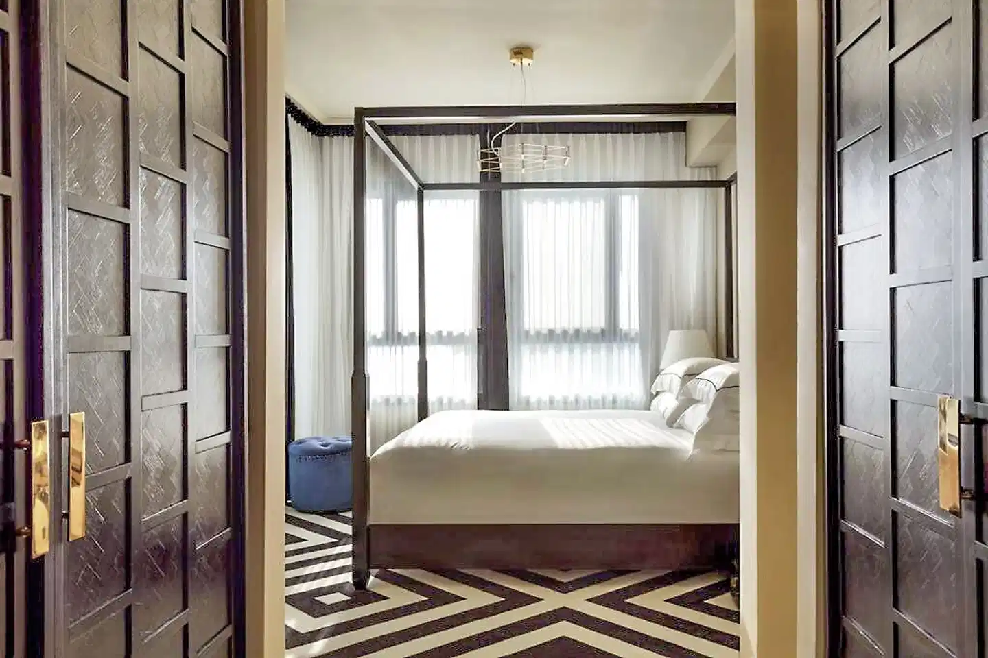 Brown Beach House Tel Aviv Wohnbeispiel