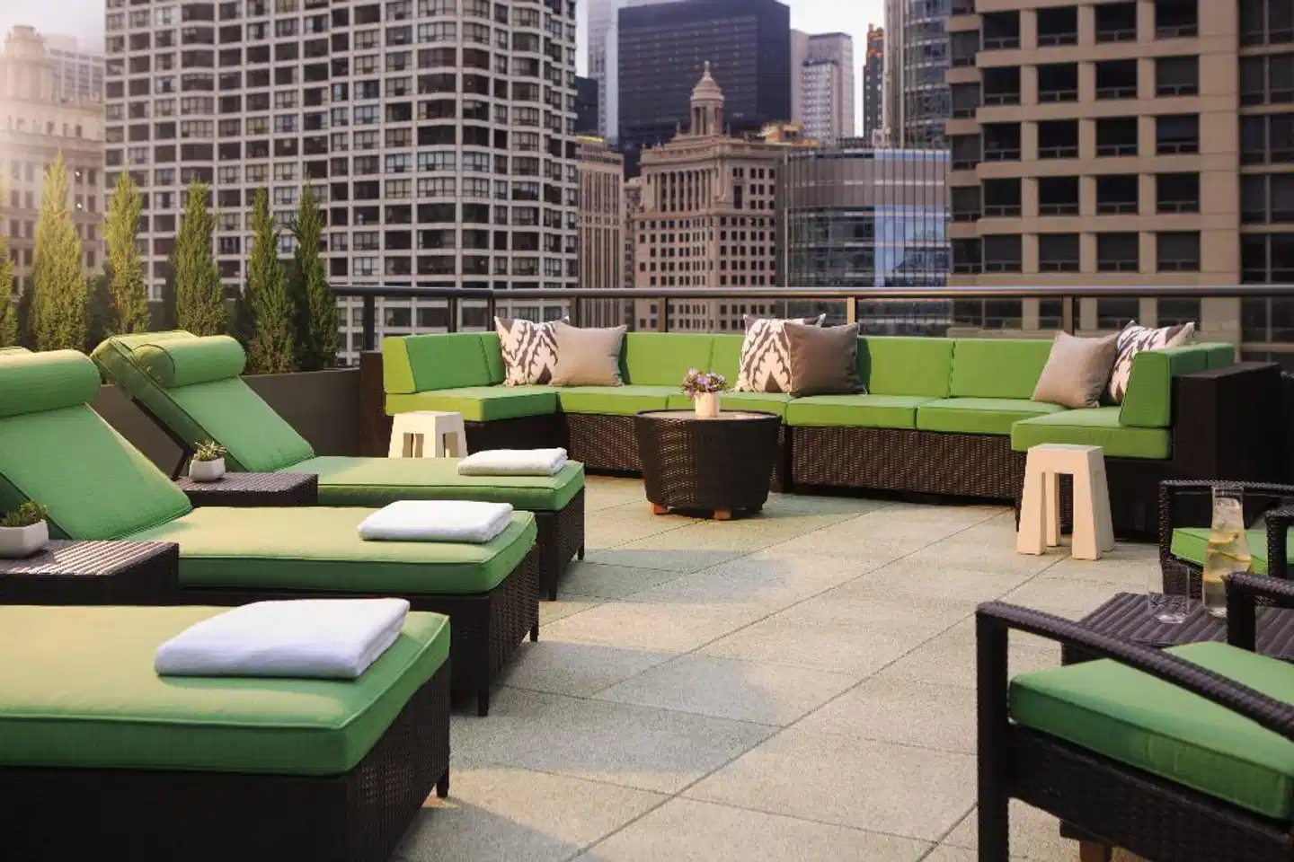 Royal Sonesta Chicago River North Terrasse